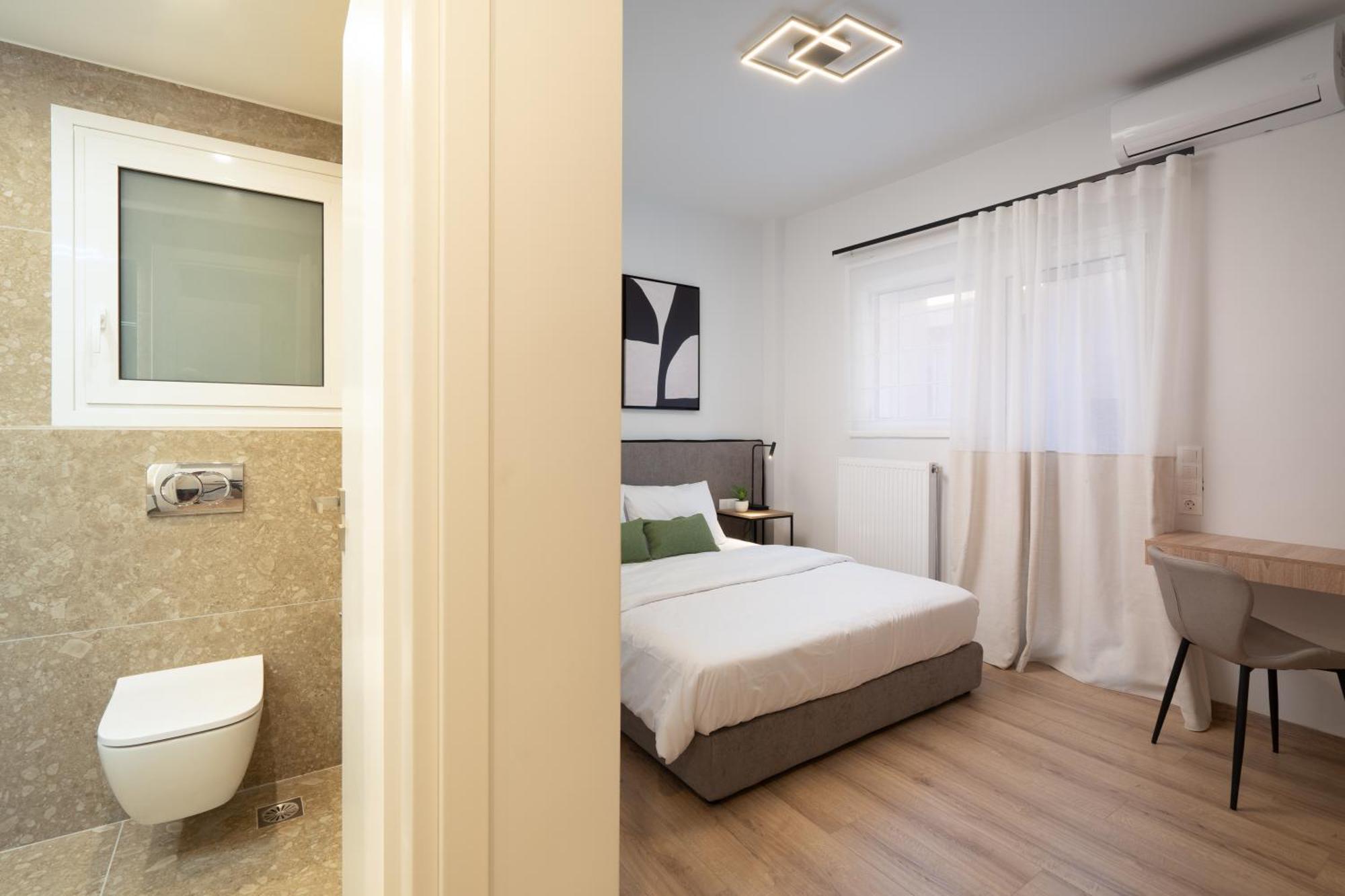 Luxury Apartment Next To The National Museum Atenas Exterior foto
