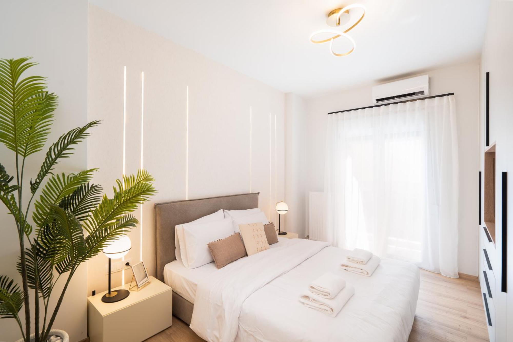 Luxury Apartment Next To The National Museum Atenas Exterior foto