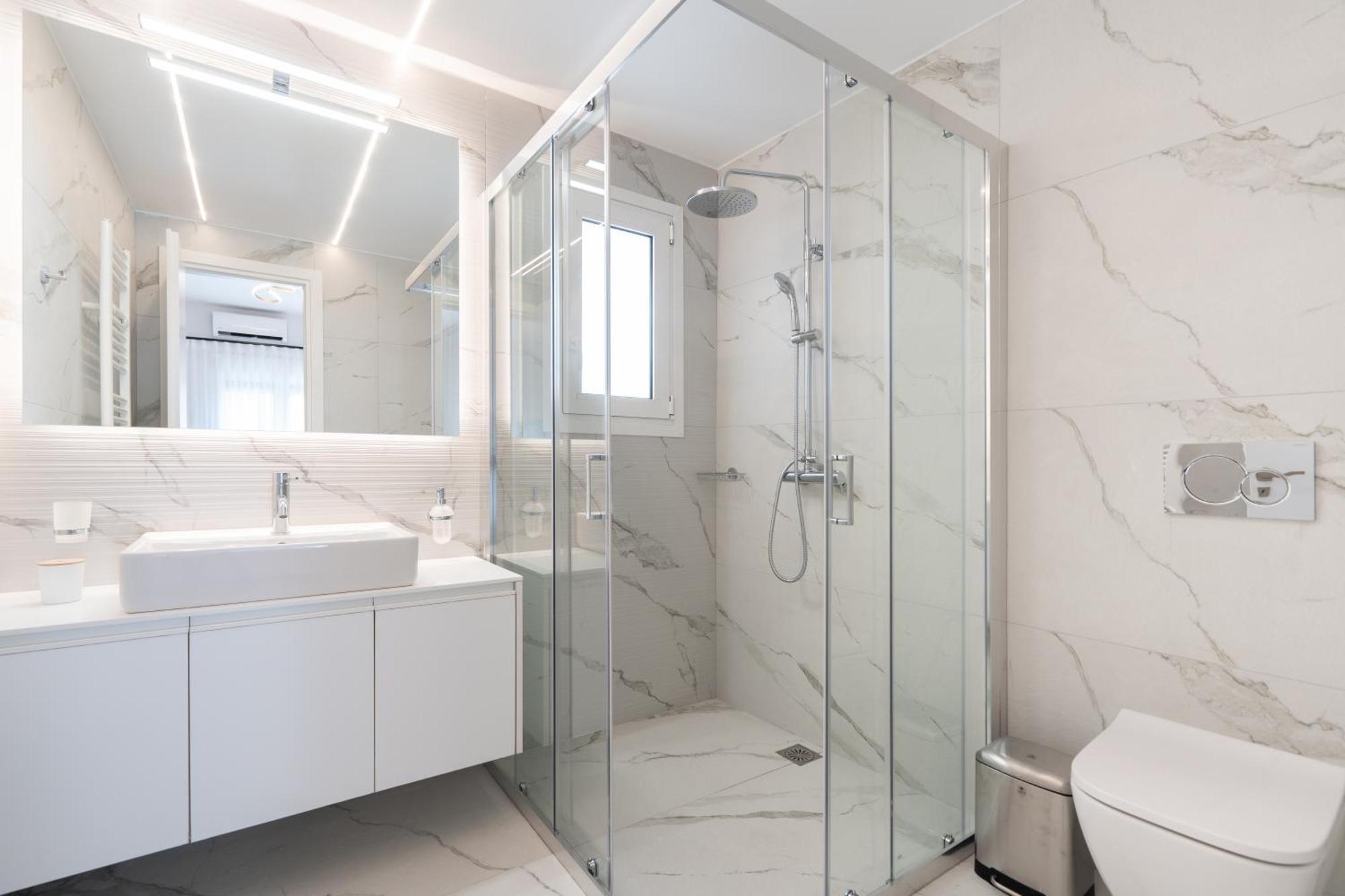 Luxury Apartment Next To The National Museum Atenas Exterior foto